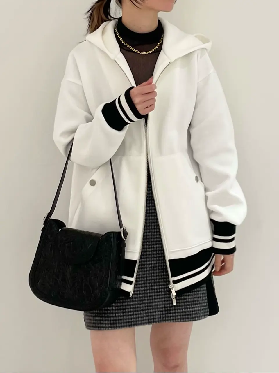 ORIGINATED IN GRACE CONTINENTAL 三浦　芙優 コーディネート画像