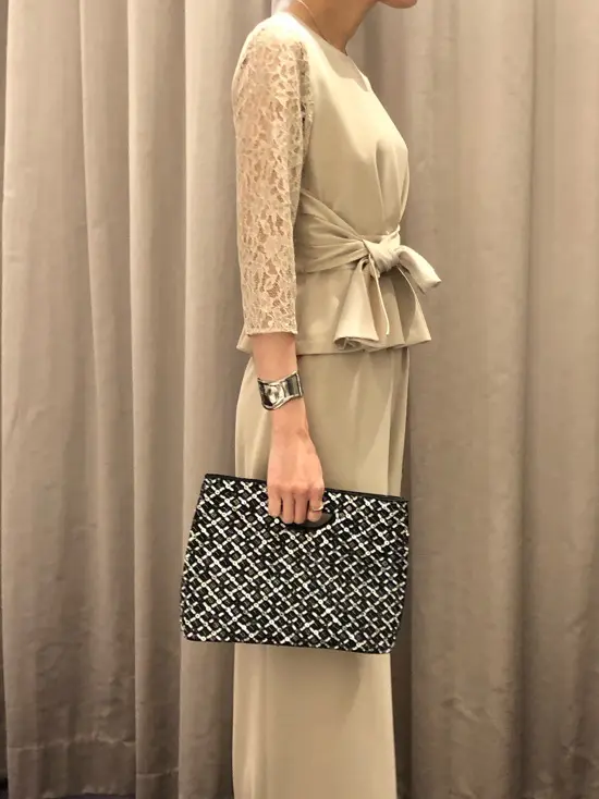 ORIGINATED IN GRACE CONTINENTAL 亀田 未希 コーディネート画像