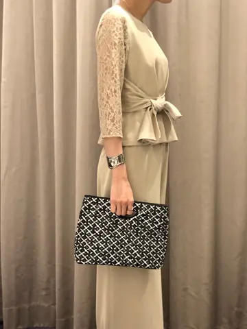 ORIGINATED IN GRACE CONTINENTAL 亀田 未希 コーディネート画像