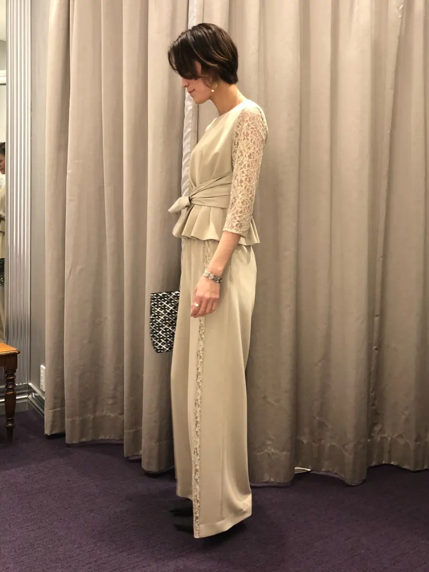 ORIGINATED IN GRACE CONTINENTAL 亀田 未希 コーディネート画像