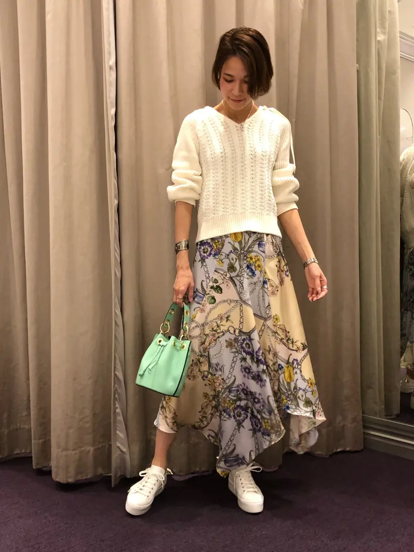 ORIGINATED IN GRACE CONTINENTAL 亀田 未希 コーディネート画像