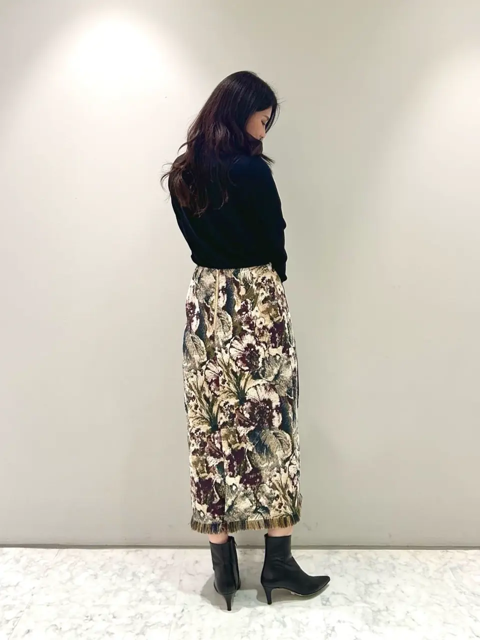 ORIGINATED IN GRACE CONTINENTAL 志田　悠 コーディネート画像