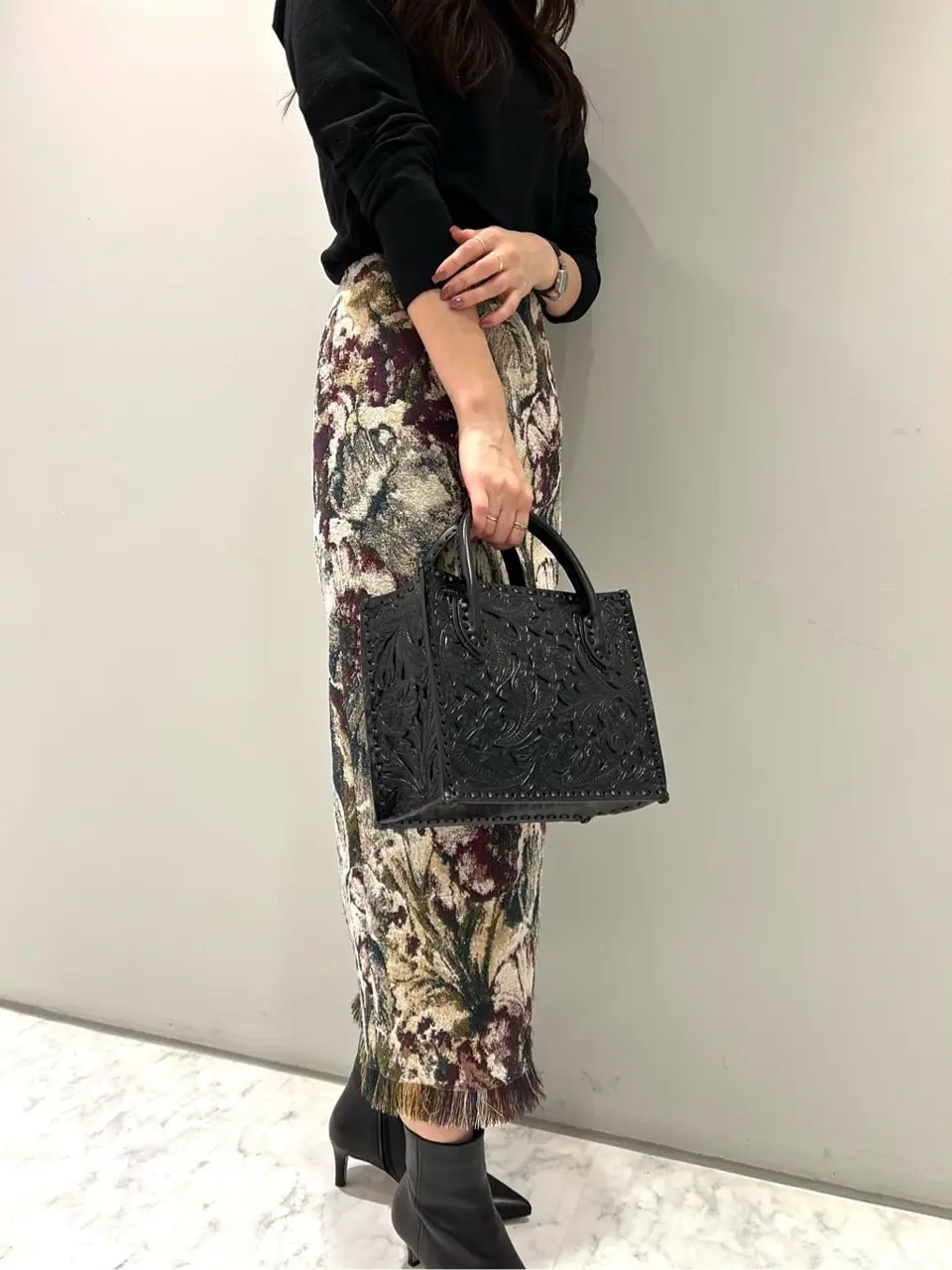 ORIGINATED IN GRACE CONTINENTAL 志田　悠 コーディネート画像