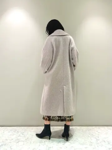 ORIGINATED IN GRACE CONTINENTAL 志田　悠 コーディネート画像