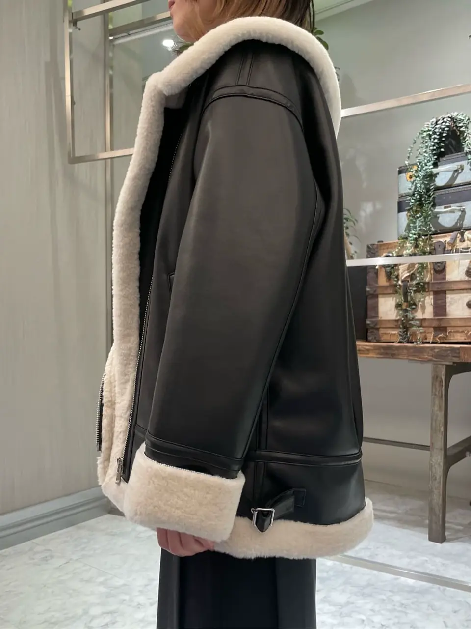 ORIGINATED IN GRACE CONTINENTAL 三浦　芙優 コーディネート画像