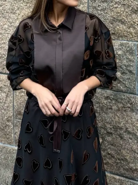 ORIGINATED IN GRACE CONTINENTAL yukimi yonee コーディネート画像