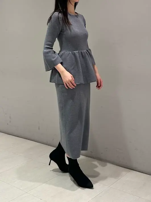 ORIGINATED IN GRACE CONTINENTAL 髙田　美衣 コーディネート画像