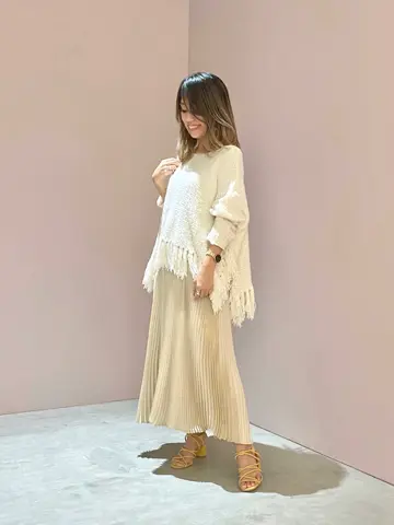 ORIGINATED IN GRACE CONTINENTAL yukimi yonee コーディネート画像