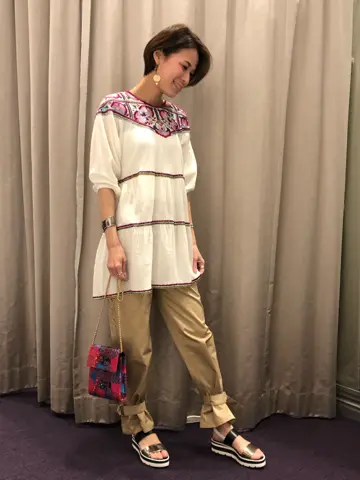 ORIGINATED IN GRACE CONTINENTAL 亀田 未希 コーディネート画像