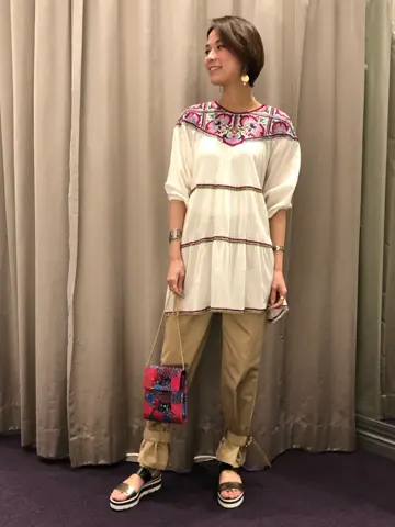 ORIGINATED IN GRACE CONTINENTAL 亀田 未希 コーディネート画像