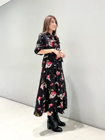 ORIGINATED IN GRACE CONTINENTAL yukimi yonee コーディネート画像