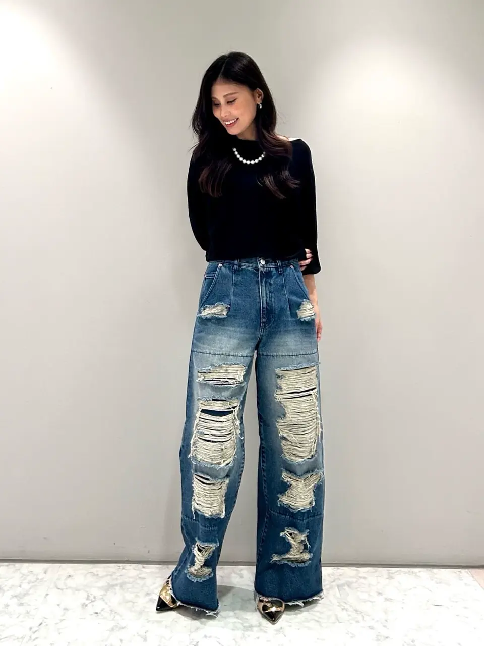 ORIGINATED IN GRACE CONTINENTAL 志田　悠 コーディネート画像