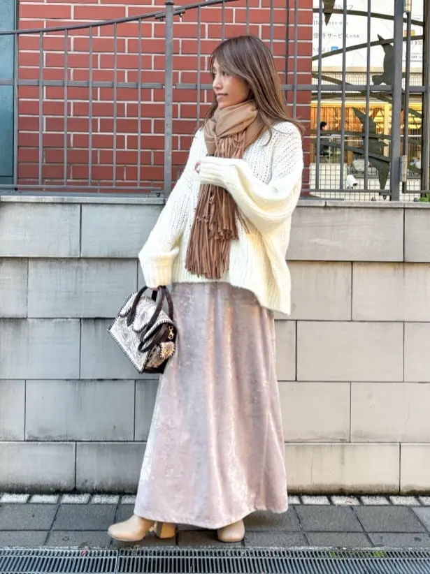 ORIGINATED IN GRACE CONTINENTAL yukimi yonee コーディネート画像