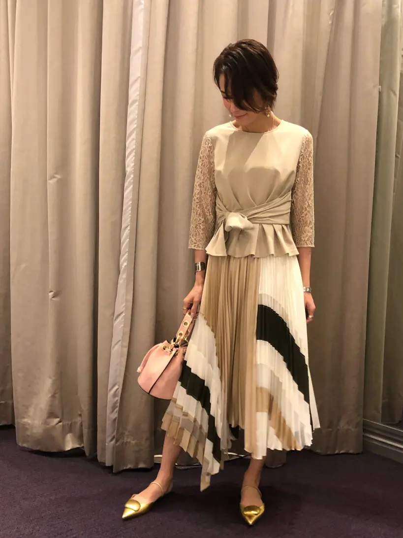 ORIGINATED IN GRACE CONTINENTAL 亀田 未希 コーディネート画像