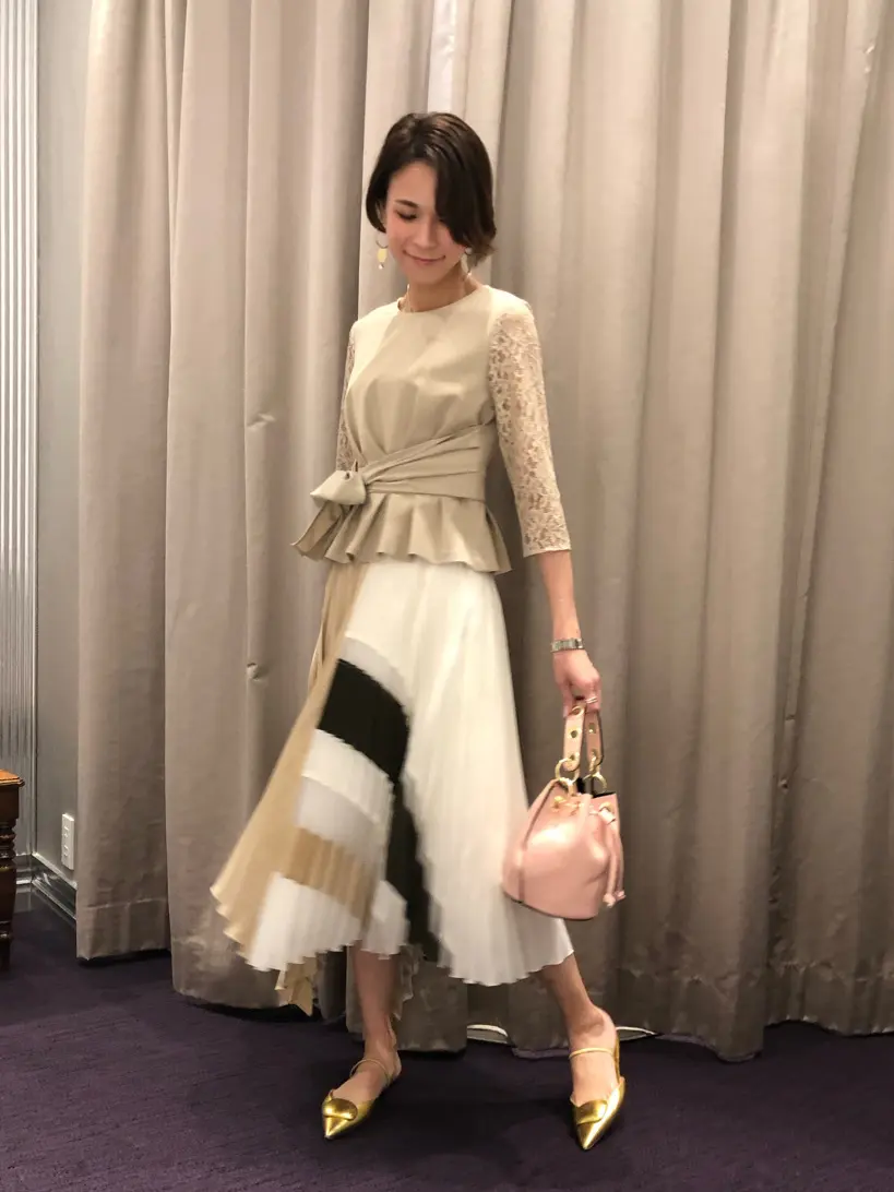 ORIGINATED IN GRACE CONTINENTAL 亀田 未希 コーディネート画像