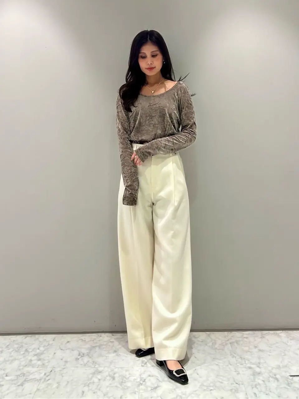 ORIGINATED IN GRACE CONTINENTAL 志田　悠 コーディネート画像