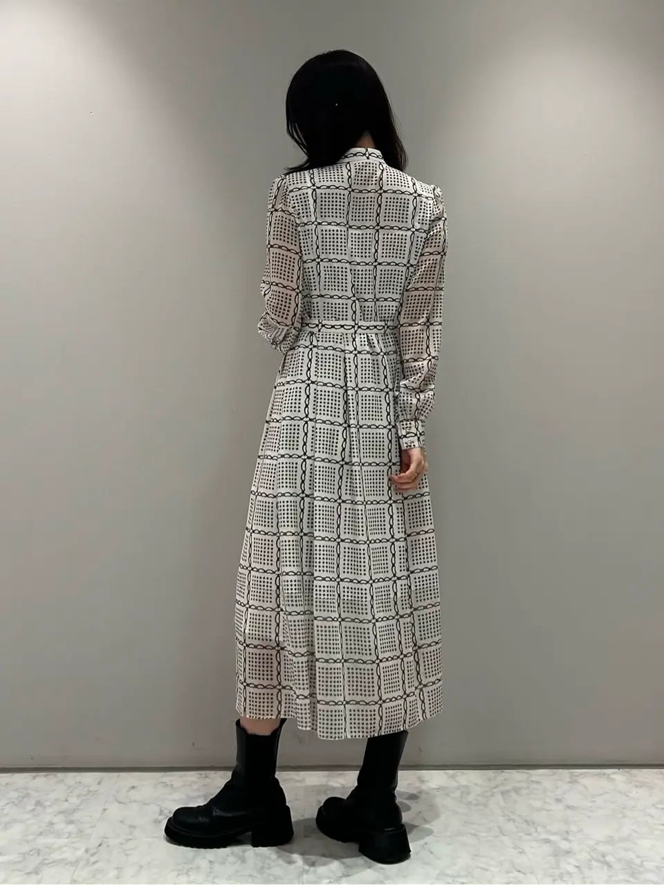 ORIGINATED IN GRACE CONTINENTAL 志田　悠 コーディネート画像