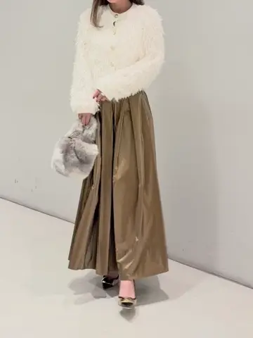 ORIGINATED IN GRACE CONTINENTAL yukimi yonee コーディネート画像