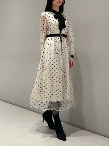 ORIGINATED IN GRACE CONTINENTAL 髙田　美衣 コーディネート画像