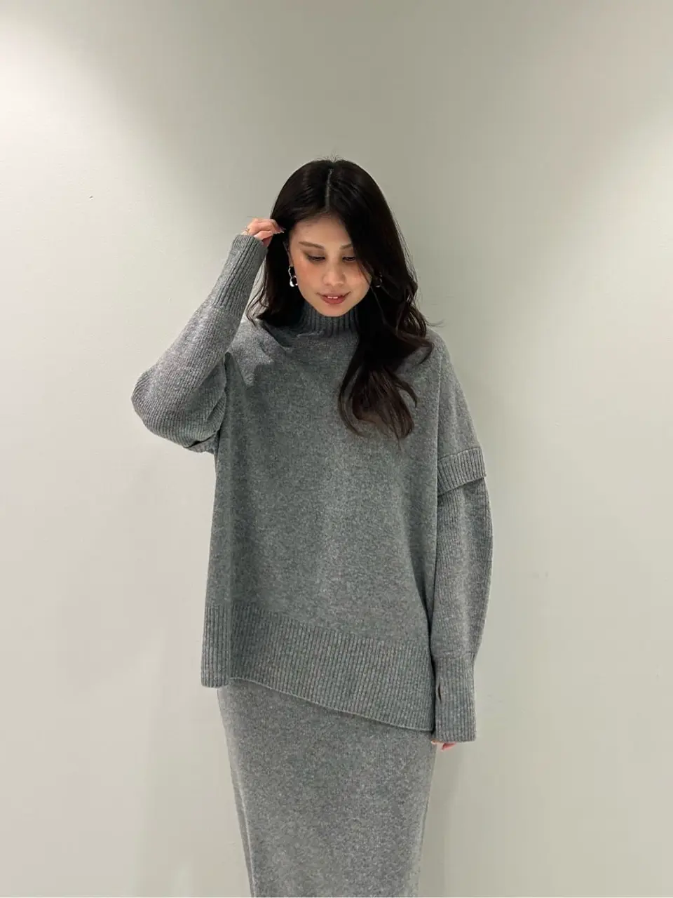 ORIGINATED IN GRACE CONTINENTAL 志田　悠 コーディネート画像