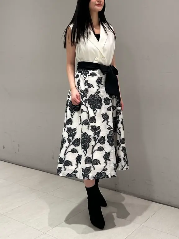 ORIGINATED IN GRACE CONTINENTAL 髙田　美衣 コーディネート画像