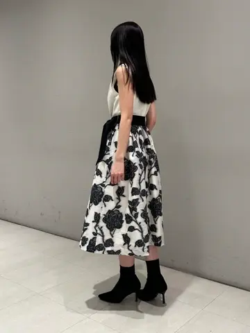 ORIGINATED IN GRACE CONTINENTAL 髙田　美衣 コーディネート画像