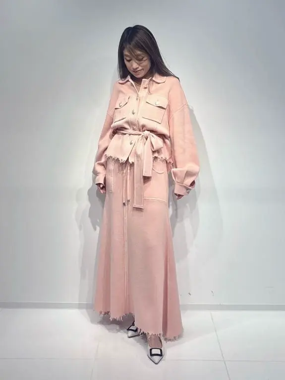 ORIGINATED IN GRACE CONTINENTAL yukimi yonee コーディネート画像