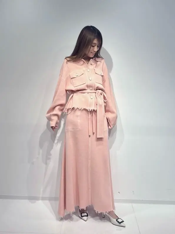 ORIGINATED IN GRACE CONTINENTAL yukimi yonee コーディネート画像