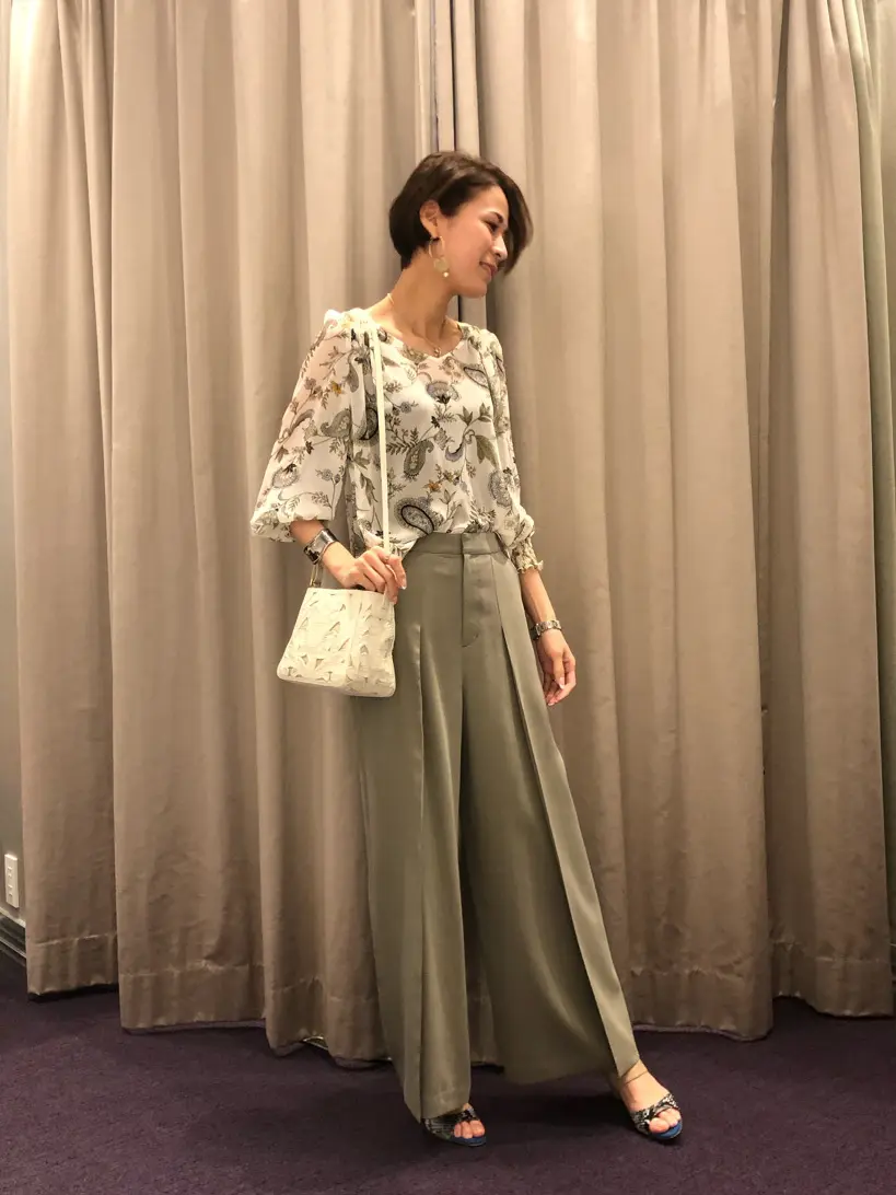 ORIGINATED IN GRACE CONTINENTAL 亀田 未希 コーディネート画像