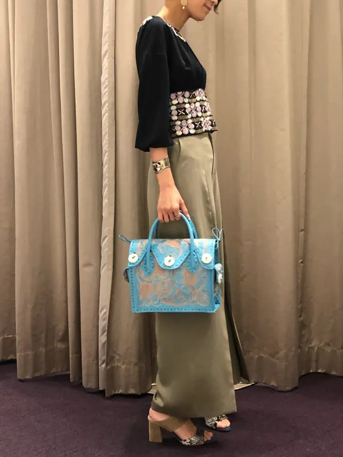 ORIGINATED IN GRACE CONTINENTAL 亀田 未希 コーディネート画像