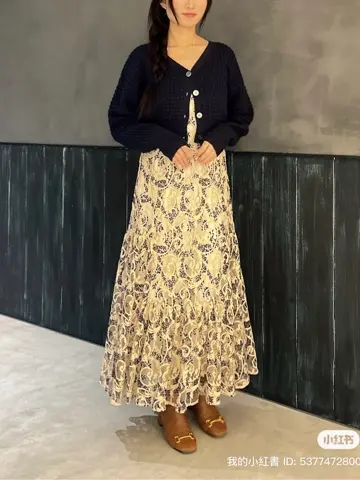 ORIGINATED IN GRACE CONTINENTAL Moe コーディネート画像