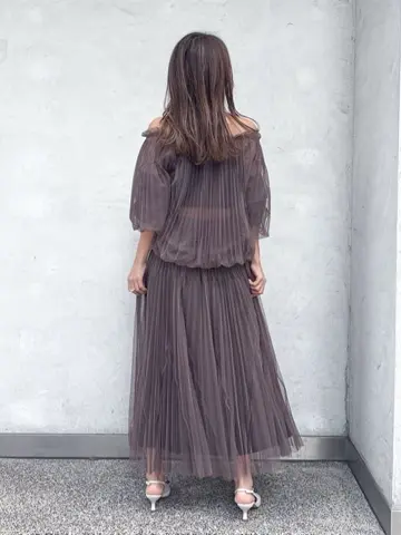 ORIGINATED IN GRACE CONTINENTAL yukimi yonee コーディネート画像