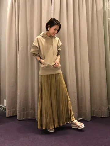 ORIGINATED IN GRACE CONTINENTAL 亀田 未希 コーディネート画像