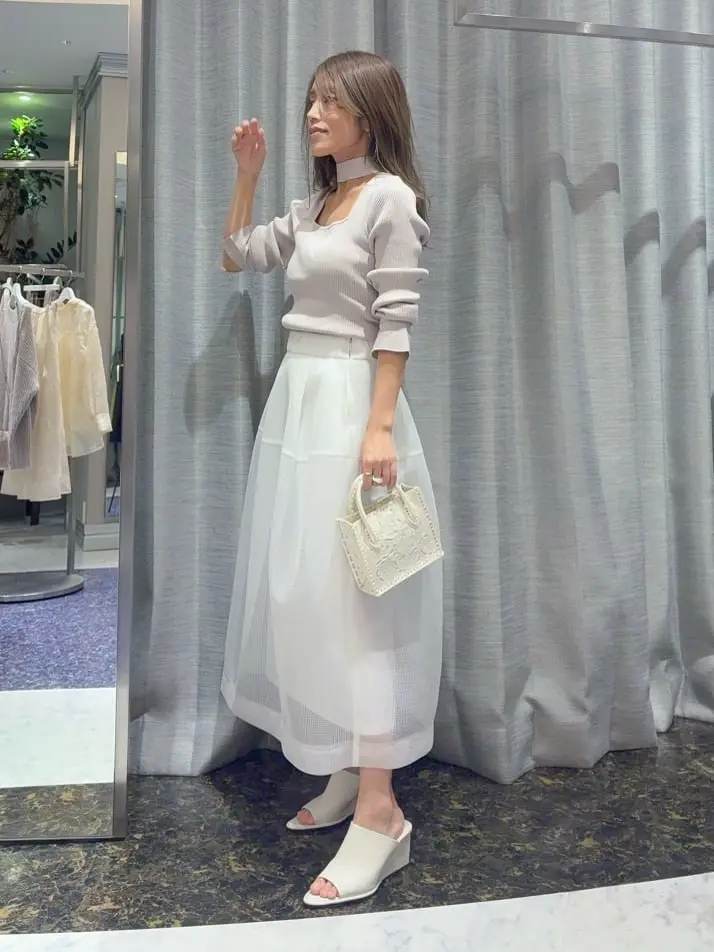 ORIGINATED IN GRACE CONTINENTAL yukimi yonee コーディネート画像