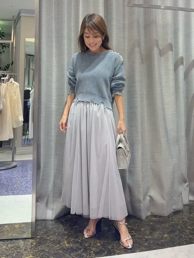 ORIGINATED IN GRACE CONTINENTAL yukimi yonee コーディネート画像