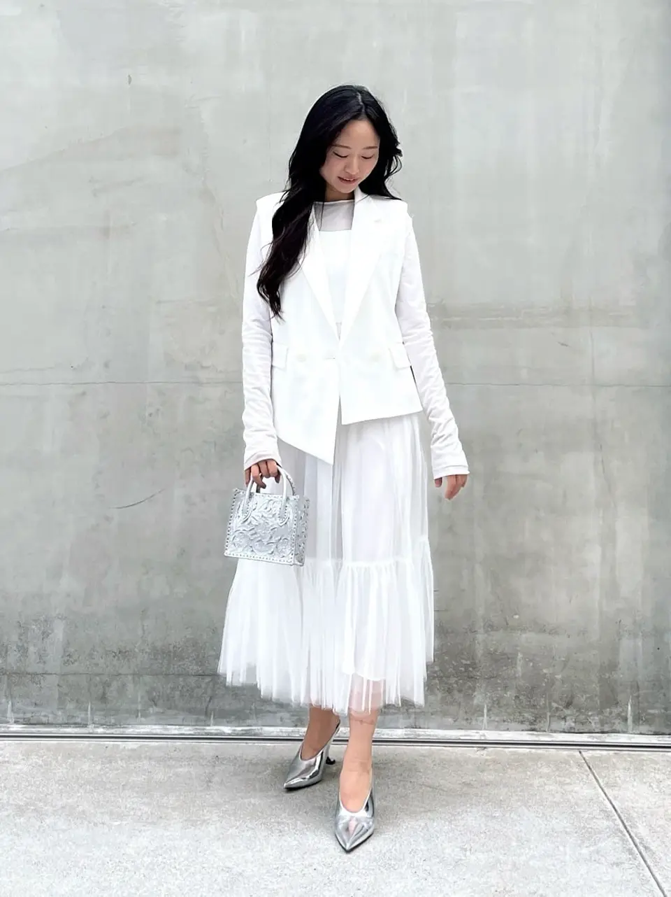 ORIGINATED IN GRACE CONTINENTAL Moe コーディネート画像