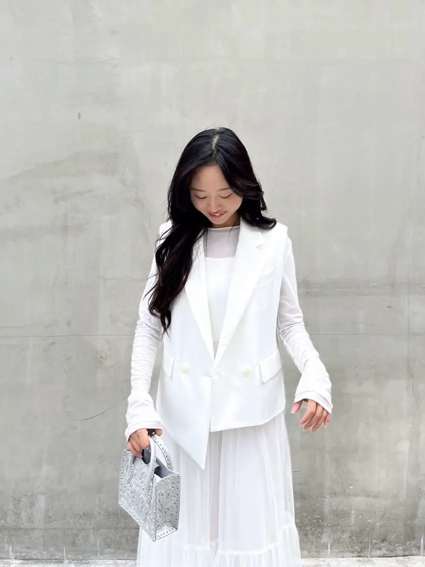 ORIGINATED IN GRACE CONTINENTAL Moe コーディネート画像