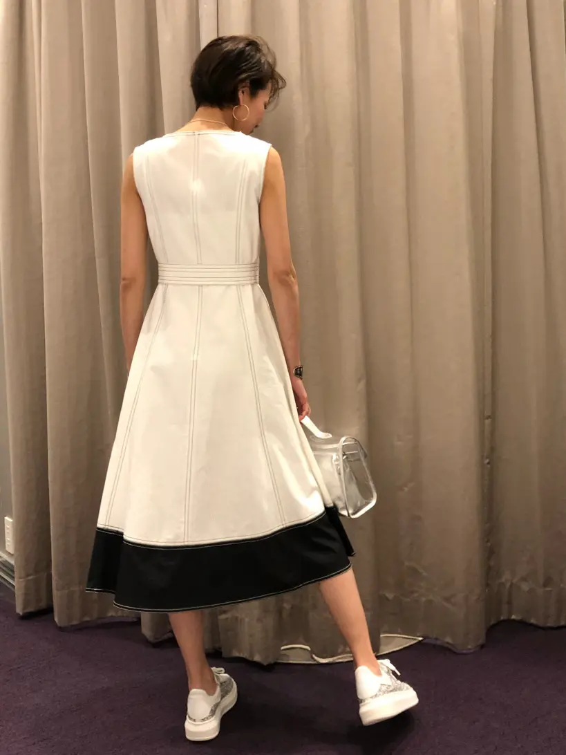 ORIGINATED IN GRACE CONTINENTAL 亀田 未希 コーディネート画像