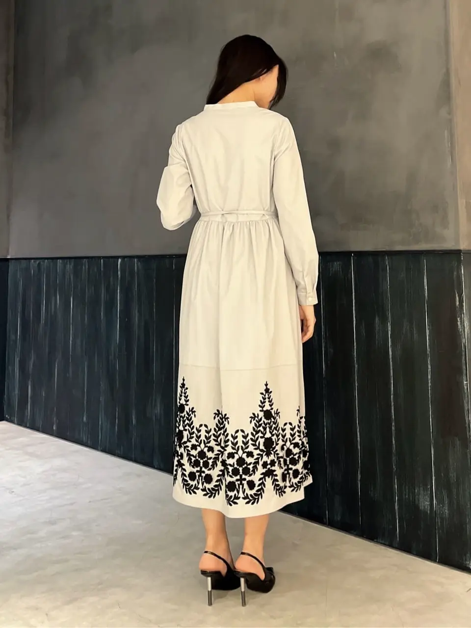 ORIGINATED IN GRACE CONTINENTAL Moe コーディネート画像