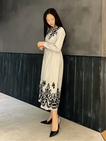 ORIGINATED IN GRACE CONTINENTAL Moe コーディネート画像