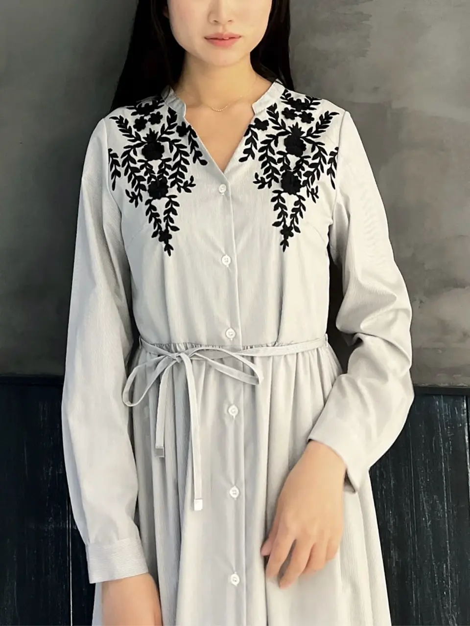 ORIGINATED IN GRACE CONTINENTAL Moe コーディネート画像