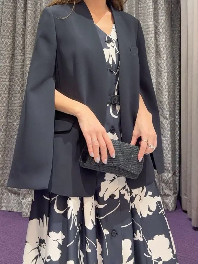 ORIGINATED IN GRACE CONTINENTAL yukimi yonee コーディネート画像