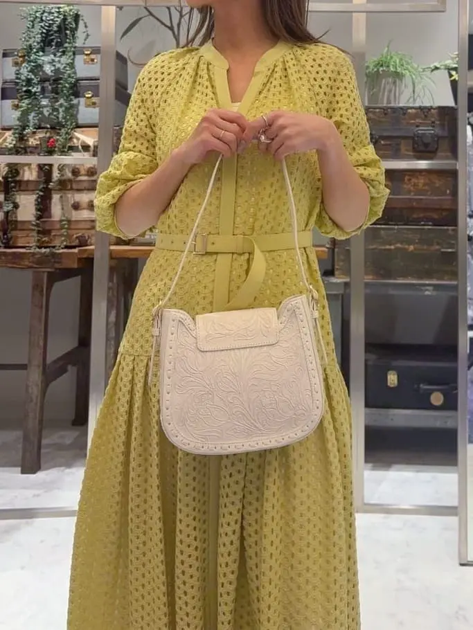 ORIGINATED IN GRACE CONTINENTAL yukimi yonee コーディネート画像