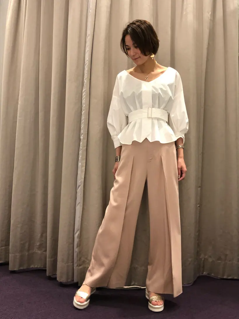 ORIGINATED IN GRACE CONTINENTAL 亀田 未希 コーディネート画像