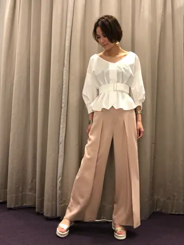 ORIGINATED IN GRACE CONTINENTAL 亀田 未希 コーディネート画像