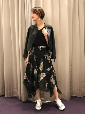 ORIGINATED IN GRACE CONTINENTAL 亀田 未希 コーディネート画像