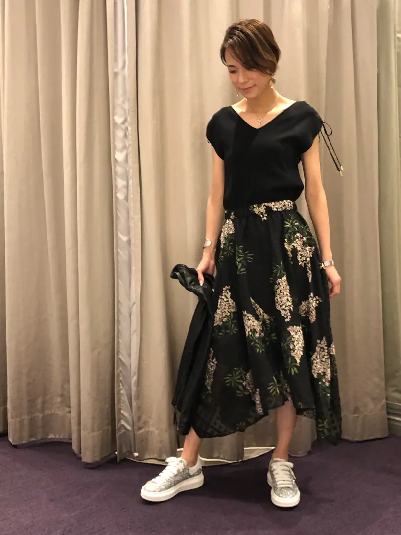 ORIGINATED IN GRACE CONTINENTAL 亀田 未希 コーディネート画像