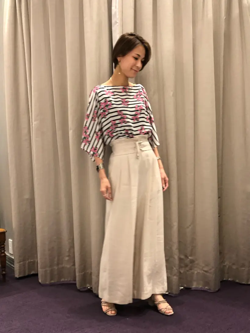 ORIGINATED IN GRACE CONTINENTAL 亀田 未希 コーディネート画像