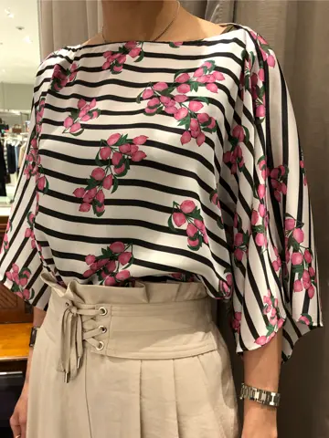 ORIGINATED IN GRACE CONTINENTAL 亀田 未希 コーディネート画像