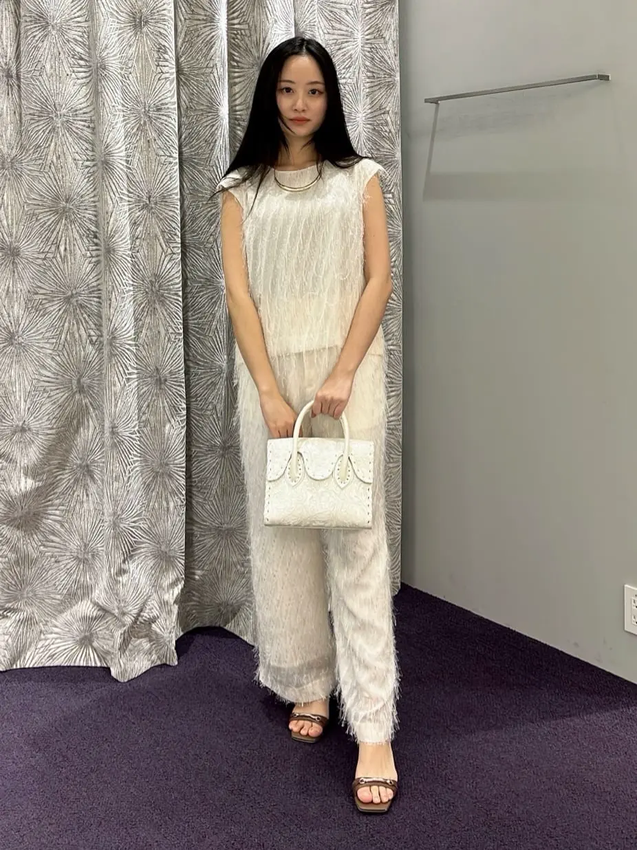 ORIGINATED IN GRACE CONTINENTAL Moe コーディネート画像